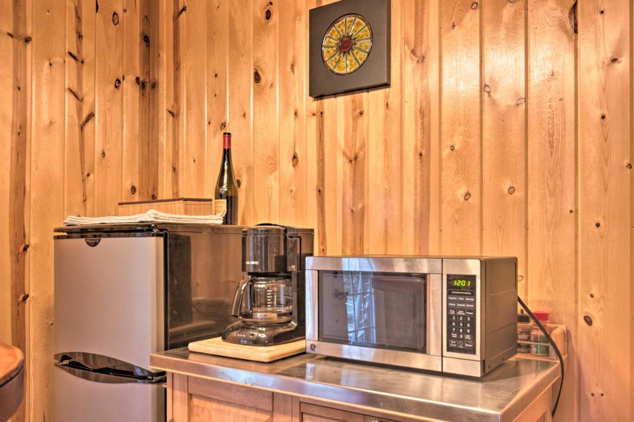 Апартаменты The Boat House Creekside Getaway In Hot Springs! Экстерьер фото